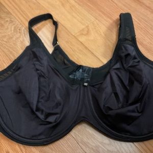 Breezies ultamair bra